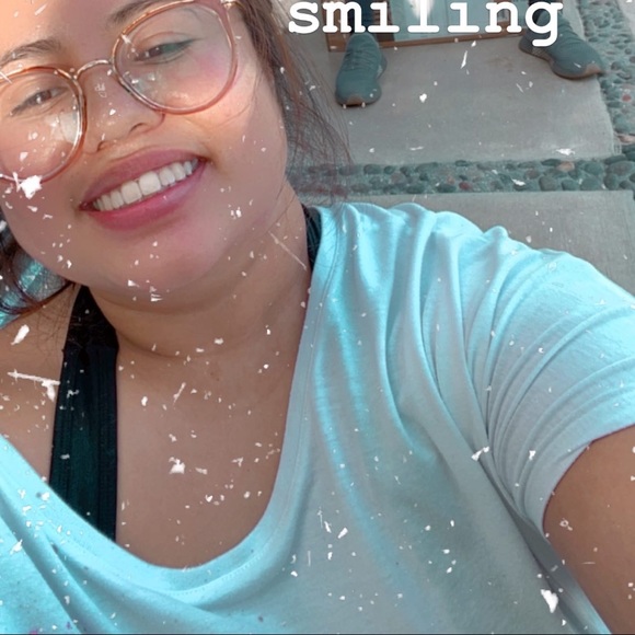 Meet your Posher, Gina - Picture 1 of 1